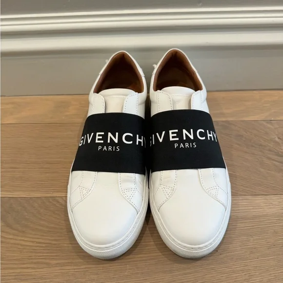Givenchy Logo Band White Sneaker Blag Band size 39 Fantastic Condition - Picture 2 of 8